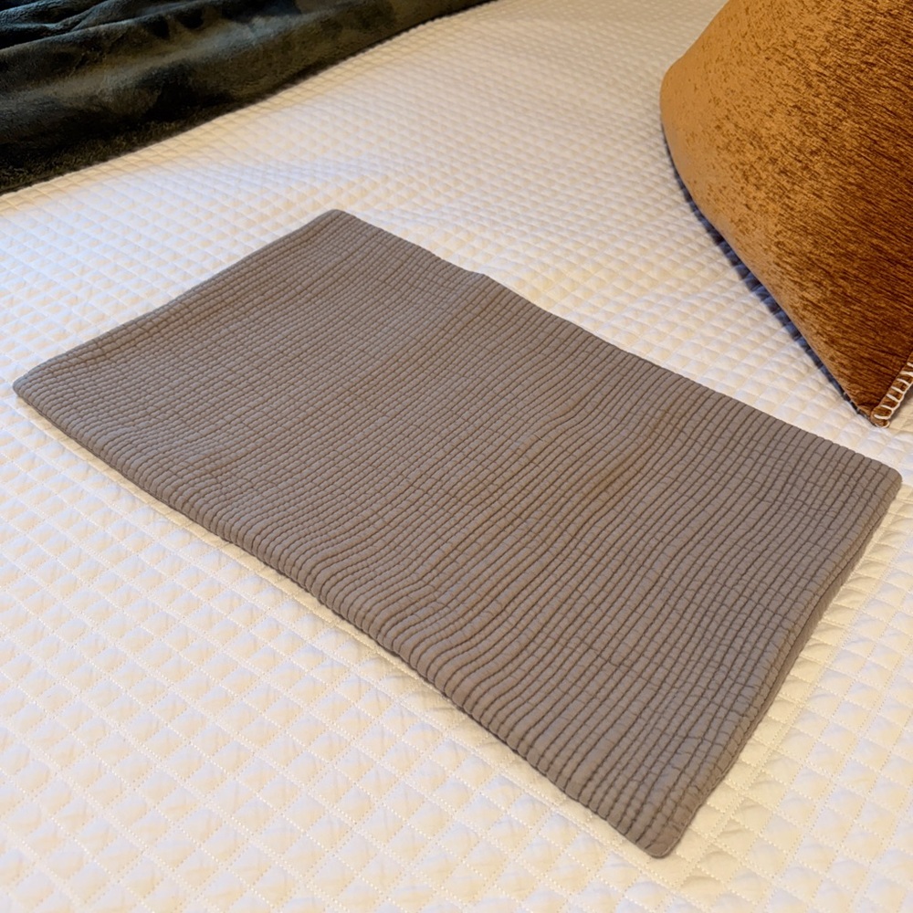 RH | Cotton Channel Lumbar Sham